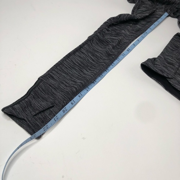 LULULEMON Runderful Grey Heathered Black Pocket Long Sleeve Active Top SIZE 4 - Picture 16 of 16